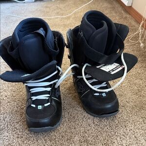 RideSnowboards Snowboarding boots